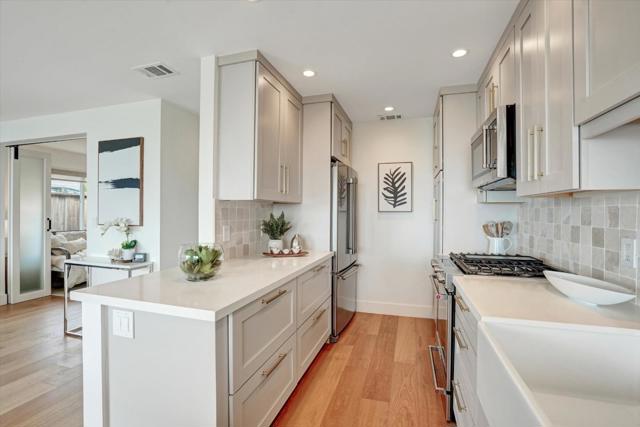 552 Heathcliff Drive, Pacifica CA: https://media.crmls.org/mediaz/8a742a5a-02fe-4b14-badc-857ec4fc8cb5.jpg