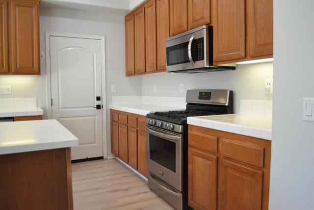 34592 Wintersweet Lane, Winchester CA: https://media.crmls.org/mediaz/8a74ab61-19a5-4d95-aa36-b14f8d9b6403.jpg