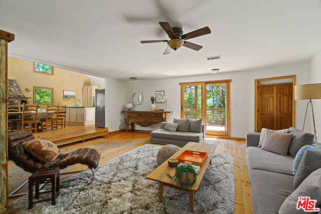 2026 Topanga Skyline Drive, Topanga CA: https://media.crmls.org/mediaz/8a74bf1a-6b0d-4d0a-9cd5-d502d94a245e.jpg