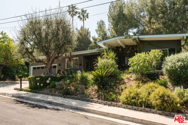 5813 El Canon Avenue photo 4