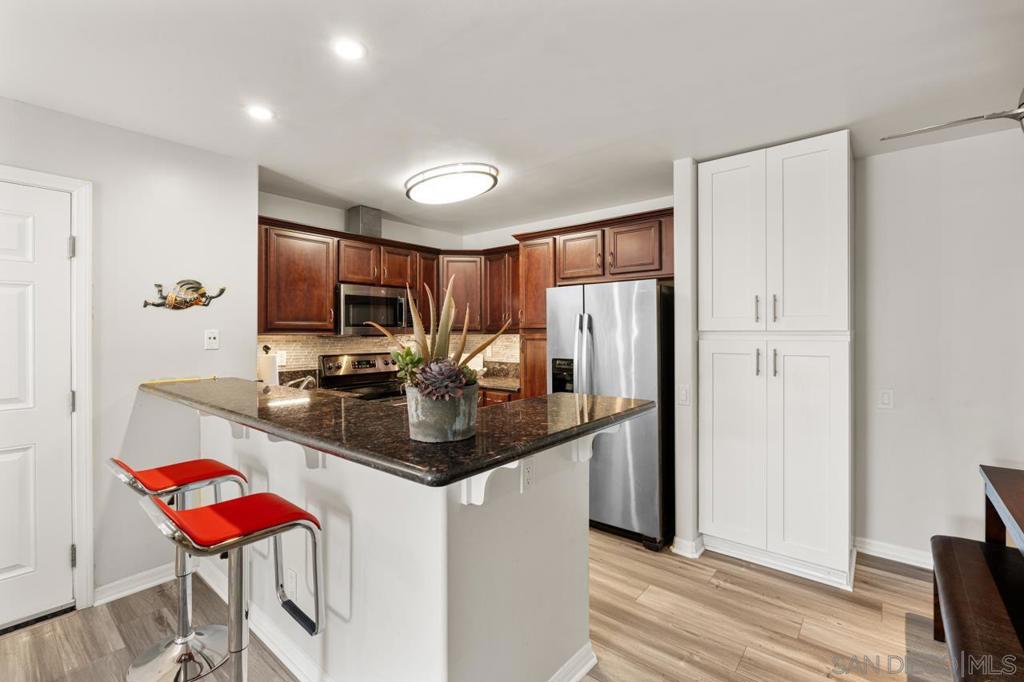 5402 Balboa Arms - photo 11