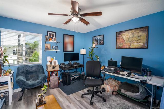921 Amistad Ct D, El Cajon CA: https://media.crmls.org/mediaz/8a75f47b-f76b-4c9e-a3d1-979586bc4c1a.jpg
