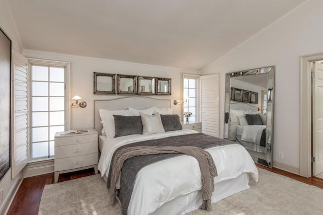 1025 Border Road, Los Altos CA: https://media.crmls.org/mediaz/8a761d72-418f-4a1e-b2b6-92b88cef9a75.jpg