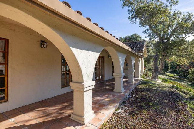 90 Harper Canyon Road, Salinas CA: https://media.crmls.org/mediaz/8a77400a-7f76-42bf-9501-06a645c1dbf8.jpg