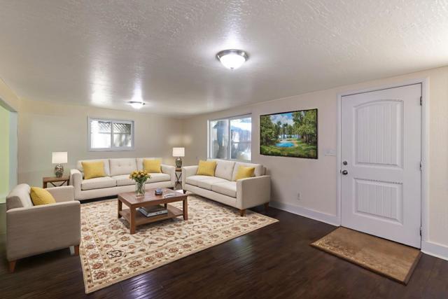 152 Lorenzo Lane, Boulder Creek CA: https://media.crmls.org/mediaz/8a77d517-a407-41f4-b963-85e5fa4d379f.jpg