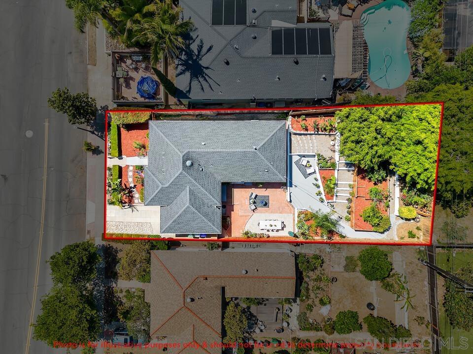 https://media.crmls.org/mediaz/8a784ce2-6524-42a5-b008-32c626afab9f.jpg?preset=X-Large