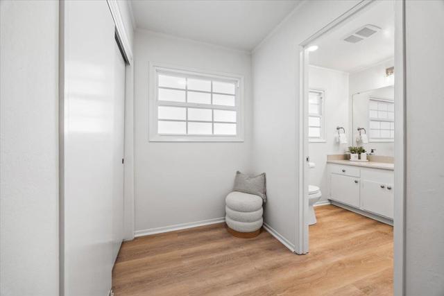35 Mountain View Place, San Mateo CA: https://media.crmls.org/mediaz/8a79c8aa-84fa-46fe-af19-8ff0f5a586f6.jpg