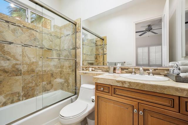 52395 Whispering Way, La Quinta CA: https://media.crmls.org/mediaz/8a7a46b5-eec9-458f-b3c5-ad925822b3a8.jpg