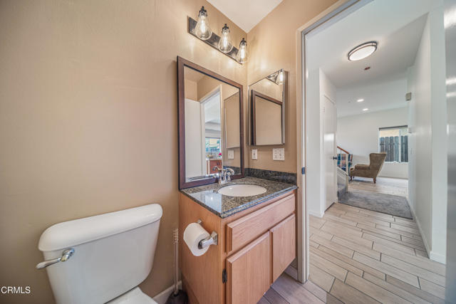 Detail Gallery Image 12 of 26 For 10598 Sunflower St, Ventura,  CA 93004 - 4 Beds | 2/1 Baths
