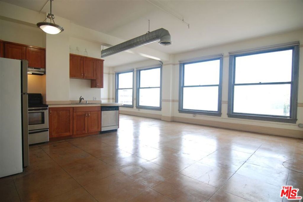 108 W 2nd Street #501
