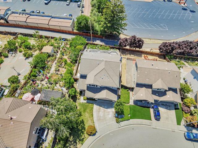 4069 Pergola CT, Castro Valley CA: https://media.crmls.org/mediaz/8a7da580-232a-427d-8088-b0ba603bf295.jpg