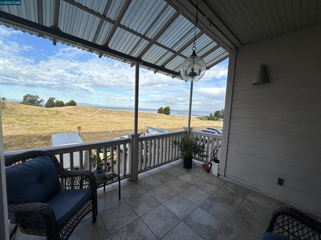 Image 25 of 30 For 2144 Railroad Ave