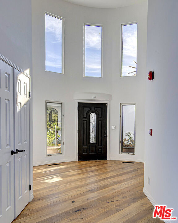 MLS #26867147 image #21