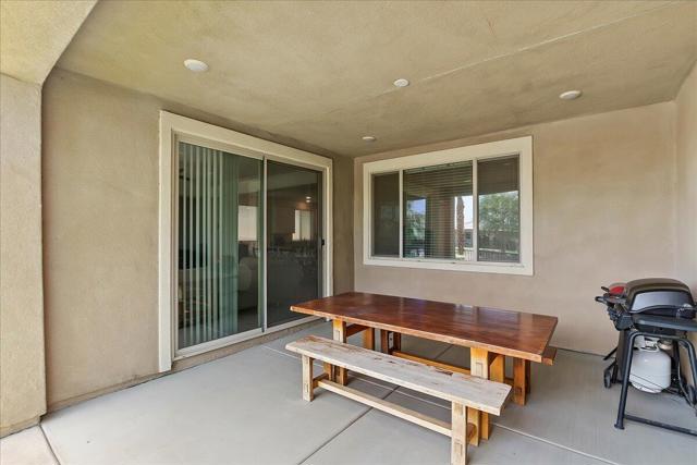 82685 Burnette Drive, Indio CA: https://media.crmls.org/mediaz/8a80e1c7-dc36-4f90-8110-843fe10251d4.jpg