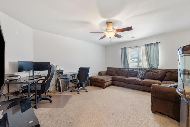 48596 Charlton Peak Street, Coachella CA: https://media.crmls.org/mediaz/8a820634-e297-4d4e-82dc-e5967a64e61b.jpg