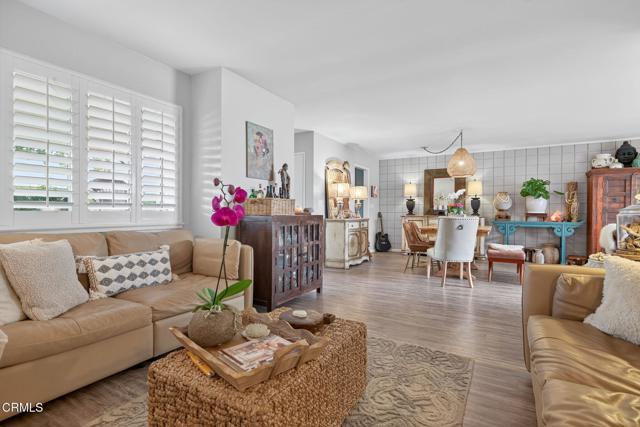 269 E Elfin Green, Port Hueneme CA: https://media.crmls.org/mediaz/8a83058f-4179-4c92-b58c-921b4597baf9.jpg