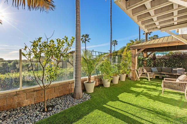 Detail Gallery Image 38 of 66 For 7039 Whitewater St, Carlsbad,  CA 92011 - 3 Beds | 2/1 Baths