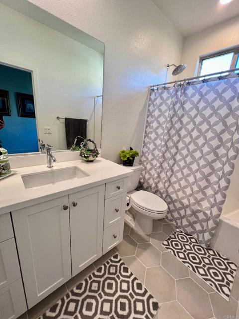 2170 BIRCH RD., San Diego CA: https://media.crmls.org/mediaz/8a8709ad-1256-4d87-8241-745e14ad7938.jpg