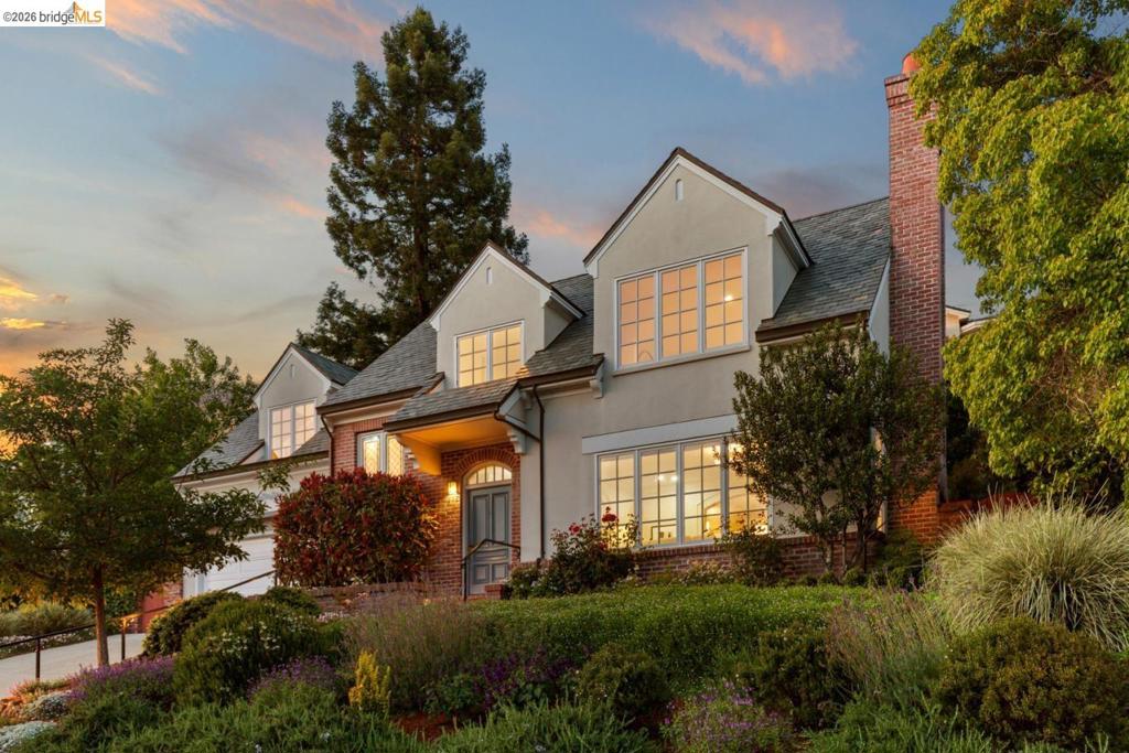 618 Mountain Blvd