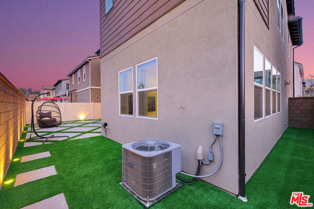 Image 22 of 31 For 4007 Pomelo Drive