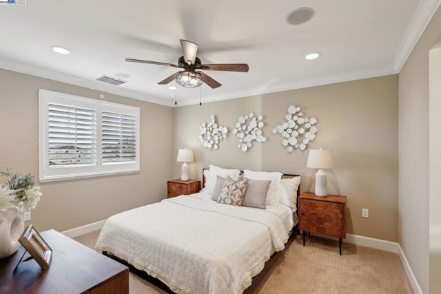 389 Basswood Cmn, Livermore CA: https://media.crmls.org/mediaz/8a87baa9-30ac-4ea6-a9c9-e4a69f61f3b7.jpg