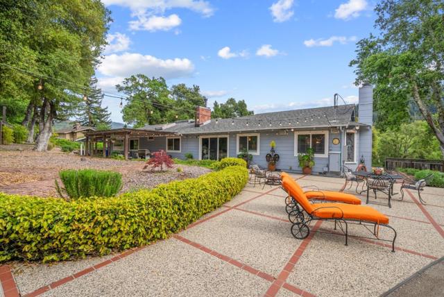 18301 Idylwild Road, Los Gatos CA: https://media.crmls.org/mediaz/8a89847b-af50-4f1f-a3ee-383f39ed0b73.jpg