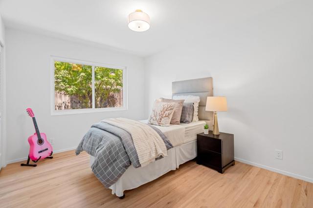 761 Woodstock Lane, Los Altos CA: https://media.crmls.org/mediaz/8a89b6bd-9dd2-4ab5-9611-78a93f1038d7.jpg