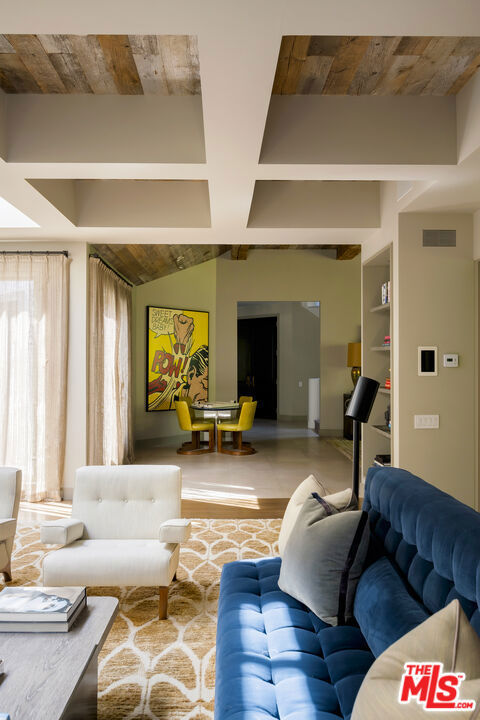 6 Bed Home for Sale in Los Angeles, California