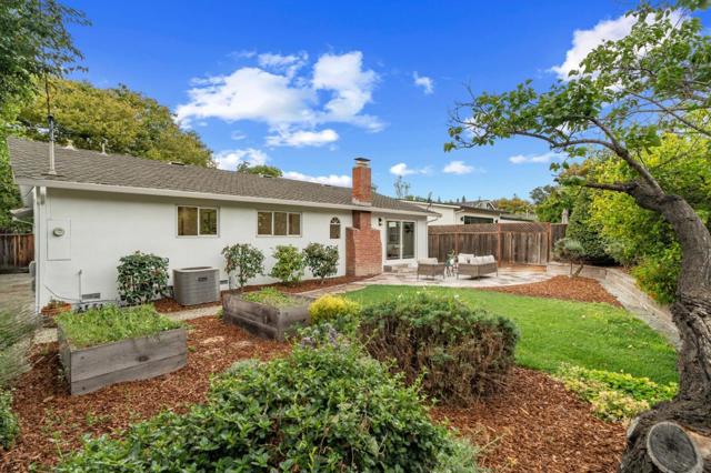 5177 Englewood Drive, San Jose CA: https://media.crmls.org/mediaz/8a8ab2ca-3af5-4edf-b10c-48e161213852.jpg
