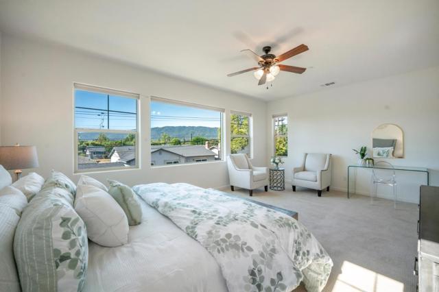712 Baxter Way, Gilroy CA: https://media.crmls.org/mediaz/8a8bdf54-2bec-4eee-87ea-0601b1eb4013.jpg