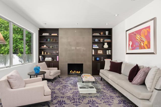 Detail Gallery Image 3 of 19 For 13936 Mira Montana Dr., Del Mar,  CA 92014 - 4 Beds | 2/1 Baths