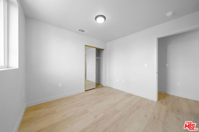 236 W 84th Place, Los Angeles CA: https://media.crmls.org/mediaz/8a8de91a-880e-4efb-825e-9fde07e62061.jpg