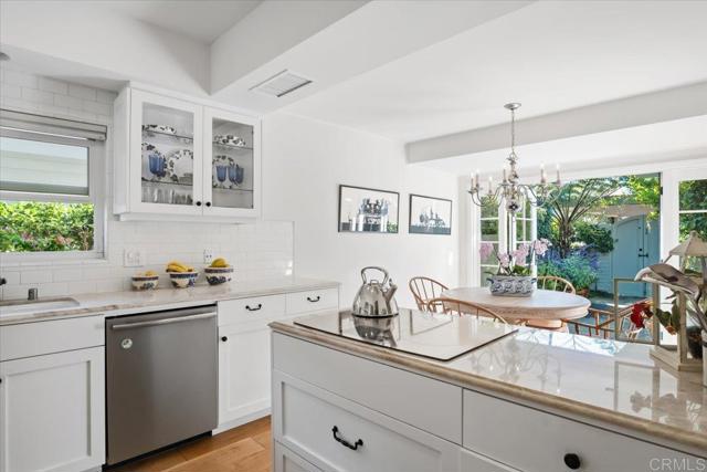 Detail Gallery Image 14 of 44 For 131 Cancha De Golf, Rancho Santa Fe,  CA 92091 - 2 Beds | 2 Baths