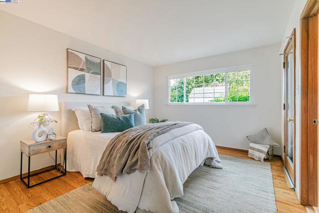 38426 Kimbro St, Fremont CA: https://media.crmls.org/mediaz/8a8e7dec-4647-447d-8a68-7aeac612368f.jpg