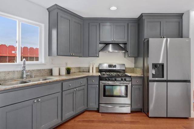 Image 23 of 49 For 1130 Breezewood Court