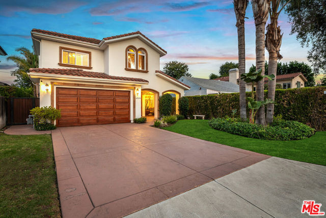 4520 TYRONE Avenue, Sherman Oaks CA: https://media.crmls.org/mediaz/8a8ec3f2-216d-4f5b-891a-aebac453371c.jpg