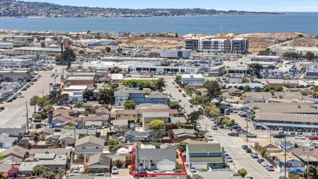 1787 Laguna Street, Seaside CA: https://media.crmls.org/mediaz/8a8f4832-0103-4ced-81b3-9bca8c4af468.jpg