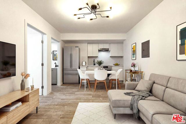 1036 Cherry Avenue, Long Beach CA: https://media.crmls.org/mediaz/8a9090fd-16bb-444c-80d0-02a150fbcf77.jpg