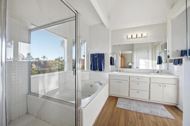 Detail Gallery Image 20 of 36 For 1465 Genoa Dr, Vista,  CA 92081 - 4 Beds | 2/1 Baths