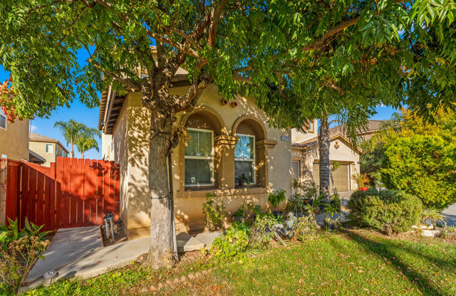 Image 36 of 50 For 25444 Delphinium Ave Avenue