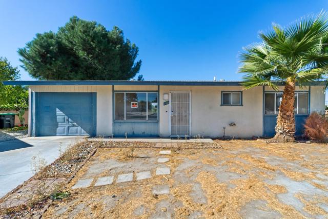 Detail Gallery Image 1 of 16 For 160 Vivian Ln, Hemet,  CA 92543 - 2 Beds | 2 Baths