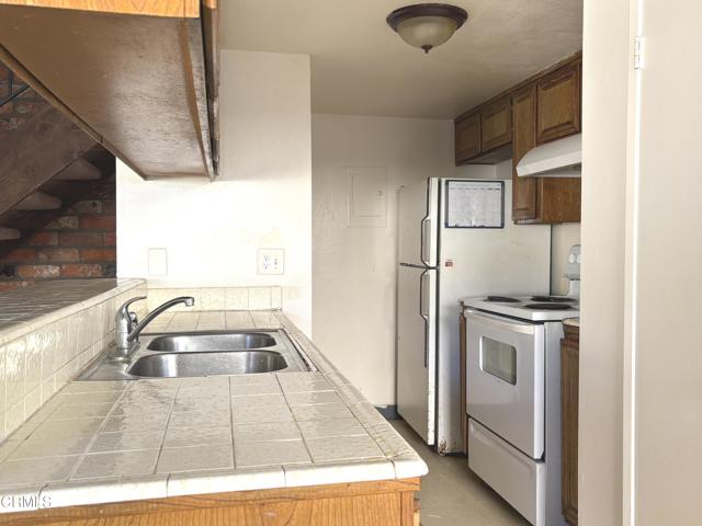 Detail Gallery Image 5 of 9 For 2615 Yardarm Ave, Port Hueneme,  CA 93041 - 2 Beds | 1 Baths