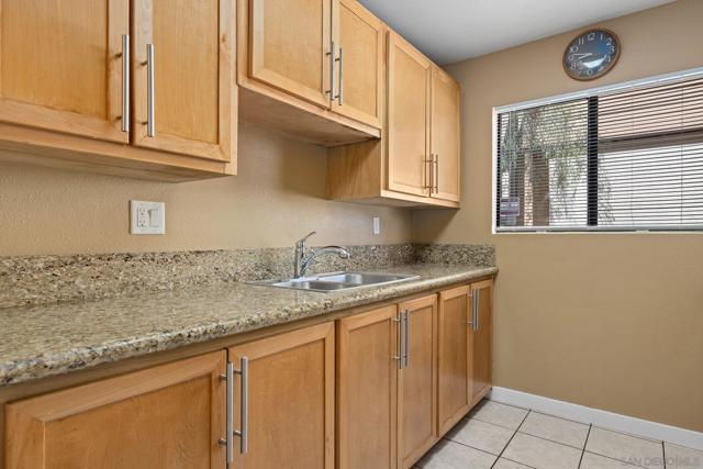 2920 Briarwood Rd, Bonita CA: https://media.crmls.org/mediaz/8a9206e1-1465-4374-b0fa-927114cdb314.jpg