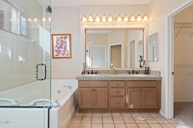 Detail Gallery Image 17 of 29 For 214 Camino Toluca, Camarillo,  CA 93010 - 3 Beds | 2/1 Baths