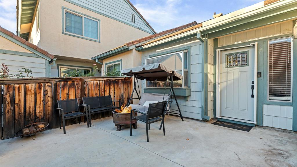 422 Devonshire Gln - photo 5