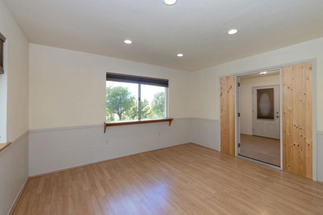 14440 Ridgecrest Road, Royal Oaks CA: https://media.crmls.org/mediaz/8a93c5a6-3190-4bd1-8fab-c19a50f06b6e.jpg