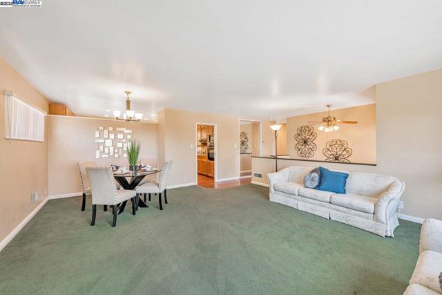 32072 Chicoine Ave, Hayward CA: https://media.crmls.org/mediaz/8a93e910-a388-463d-b71d-a8768ab2dd29.jpg