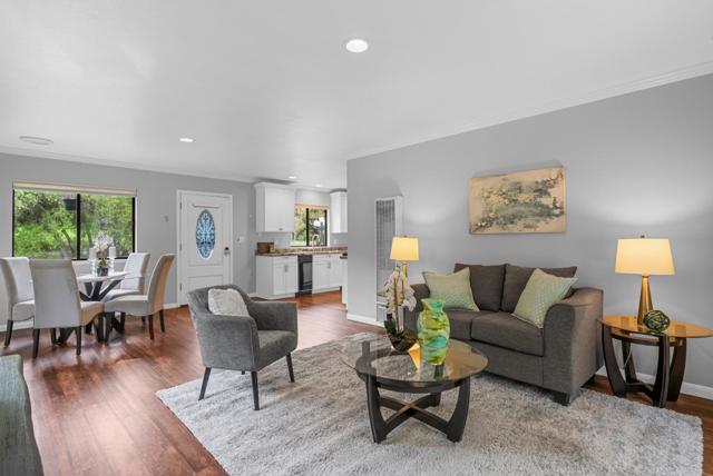 18301 Idylwild Road, Los Gatos CA: https://media.crmls.org/mediaz/8a946823-6a9a-4d4f-973d-ec497ee30347.jpg