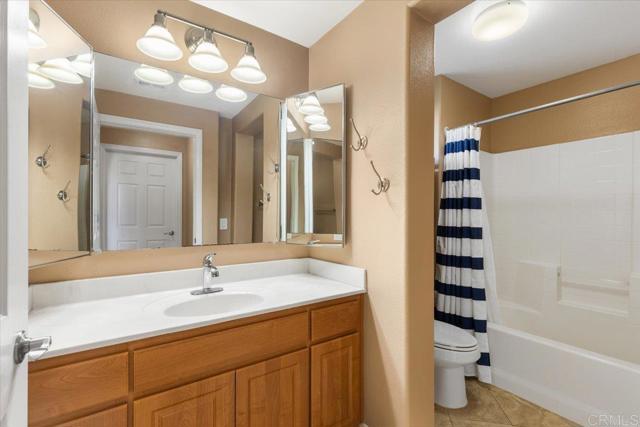 Detail Gallery Image 15 of 51 For 2723 Lake Pointe Dr #231,  Spring Valley,  CA 91977 - 2 Beds | 2 Baths