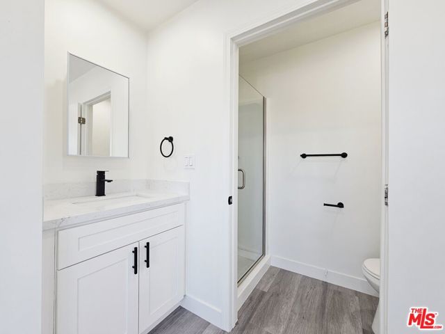 4112 S Normandie Avenue, Los Angeles CA: https://media.crmls.org/mediaz/8a94b254-5d55-4814-8ec3-635351e29dc6.jpg